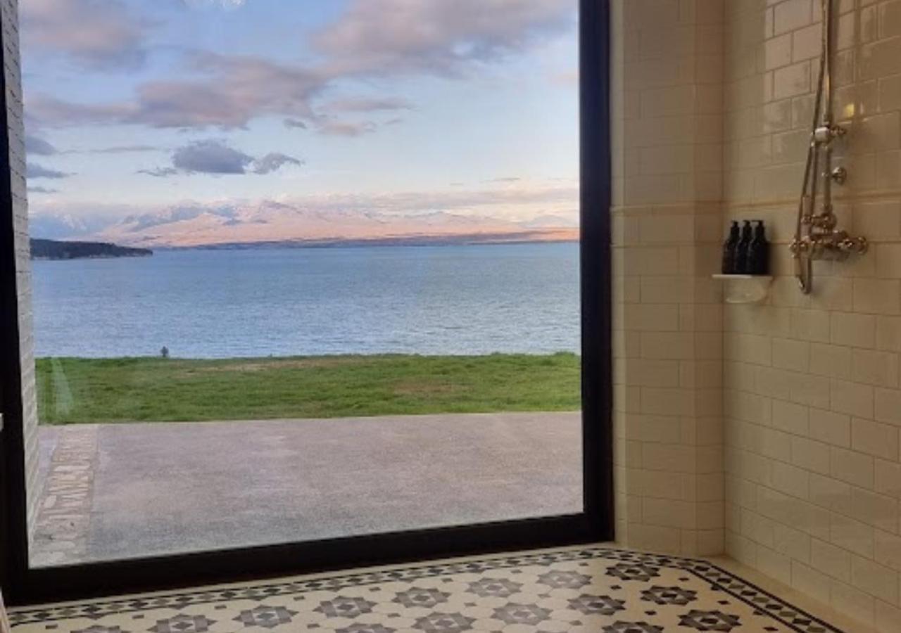 Mt Cook Lakeside Retreat Lodge *