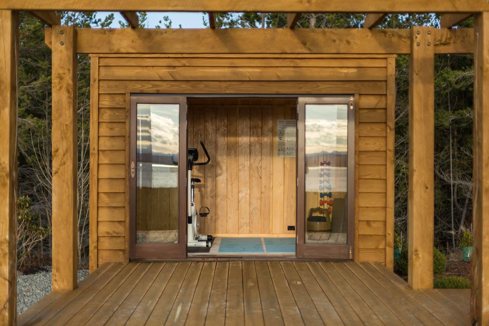 Mt Cook Lakeside Retreat Lodge