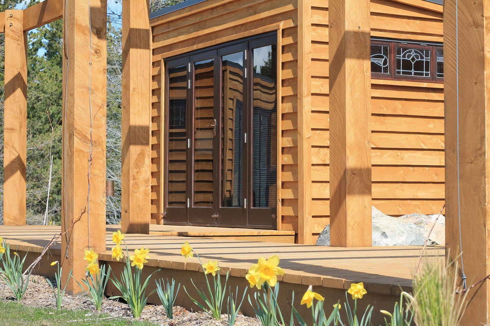 Mt Cook Lakeside Retreat Lodge